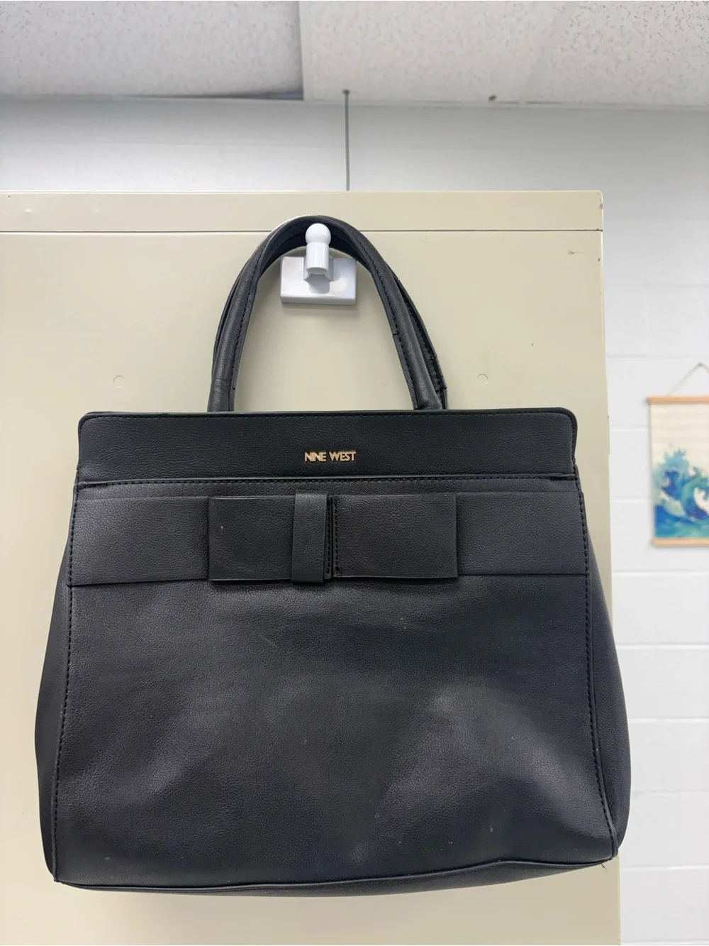 Nine West Black Faux Leather Bow Accented Satchel Shoulder Bag. EUC